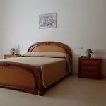 Marconi Non Lontano Dal Centro *