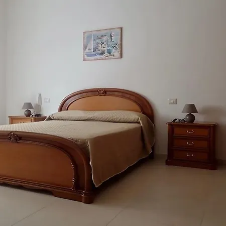 Marconi Non Lontano Dal Centro *