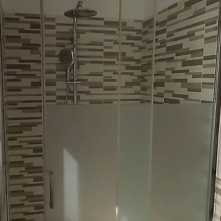 Marconi Non Lontano Dal Centro